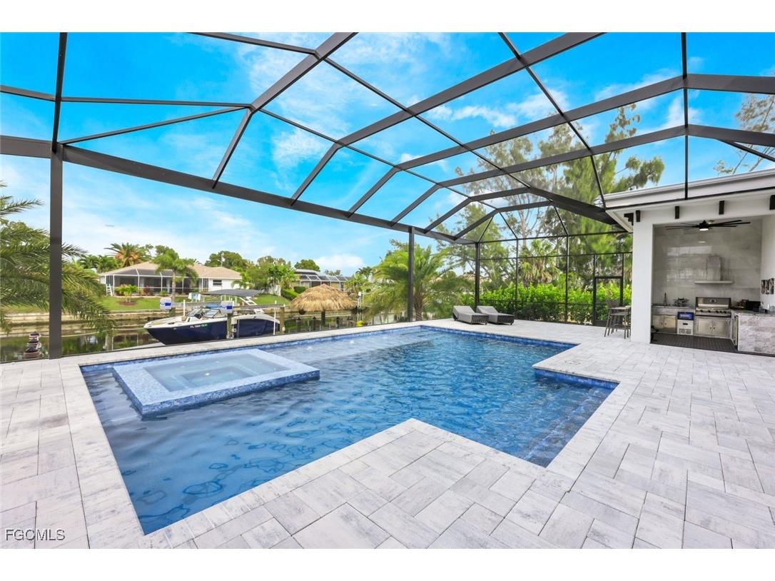 215 SE 28th Terrace Cape Coral FL 33904 2025014054 image5