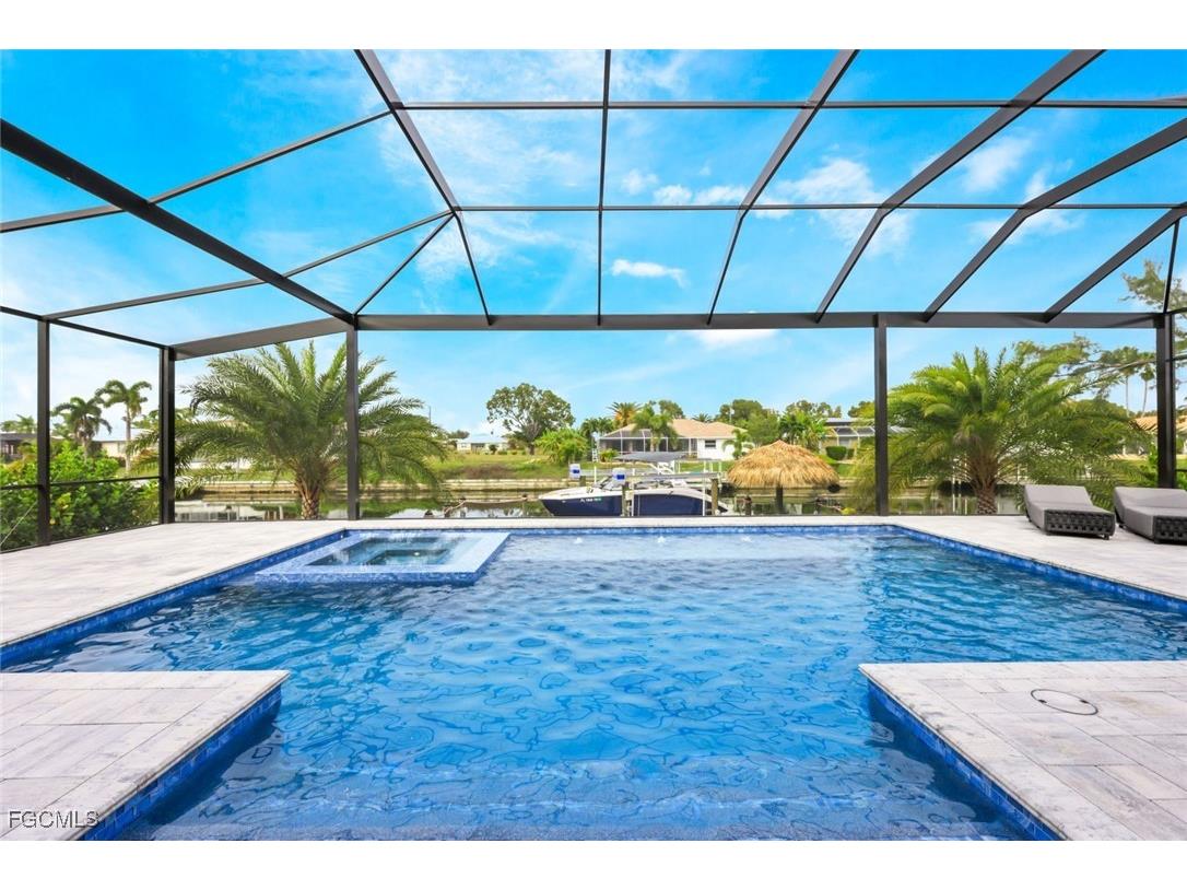 215 SE 28th Terrace Cape Coral FL 33904 2025014054 image7