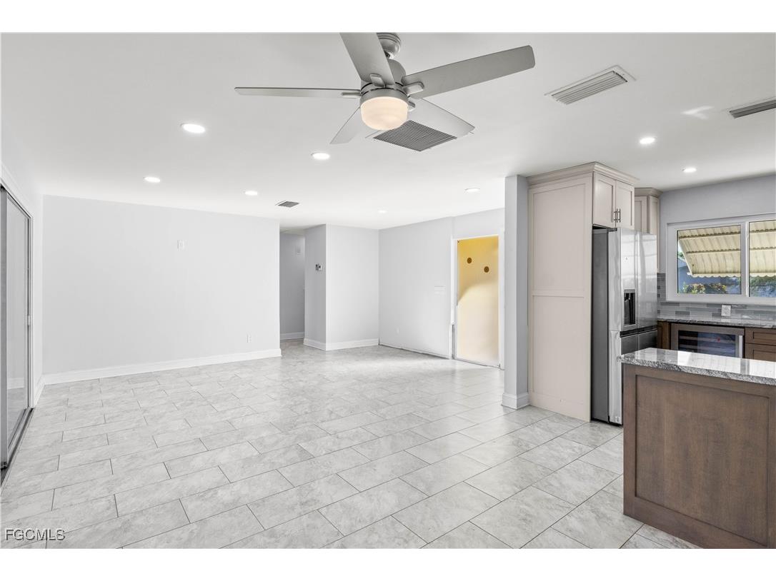 215 Santa Monica Court Cape Coral FL 33904 2025025704 image10