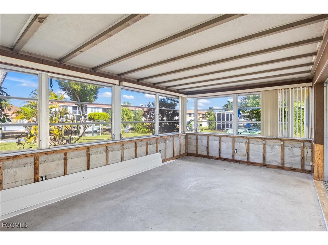 215 Santa Monica Court Cape Coral FL 33904 2025025704 image17