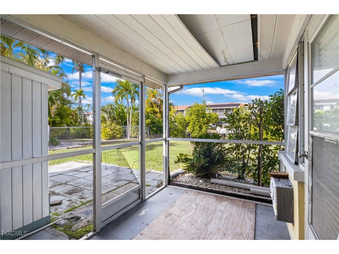 215 Santa Monica Court Cape Coral FL 33904 2025025704 image26