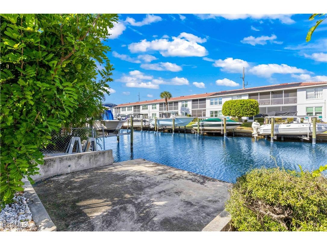 215 Santa Monica Court Cape Coral FL 33904 2025025704 image30