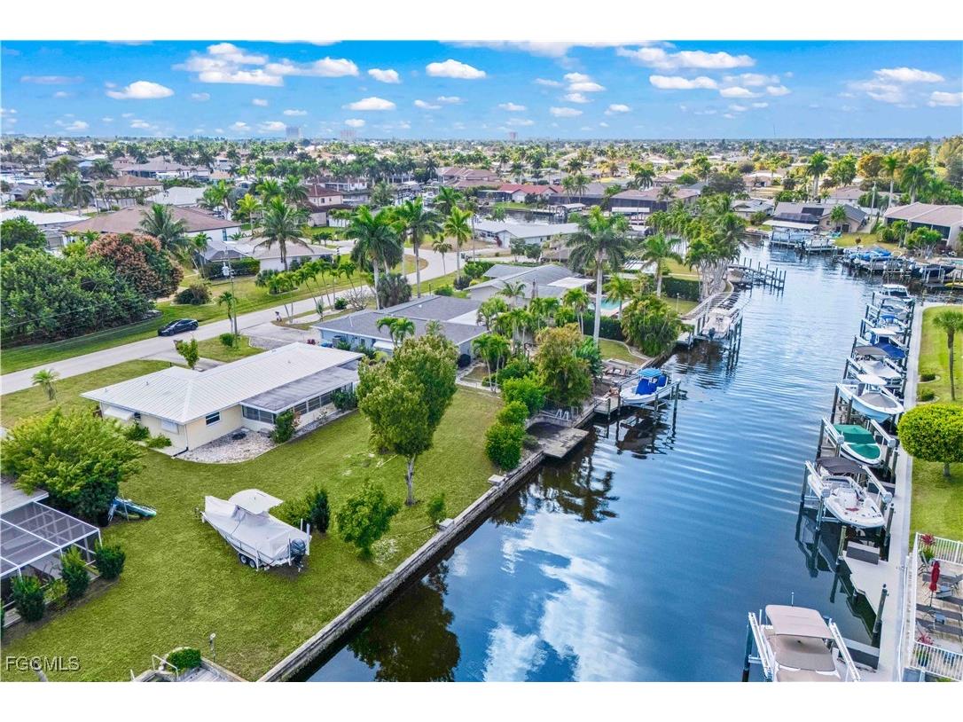 215 Santa Monica Court Cape Coral FL 33904 2025025704 image5