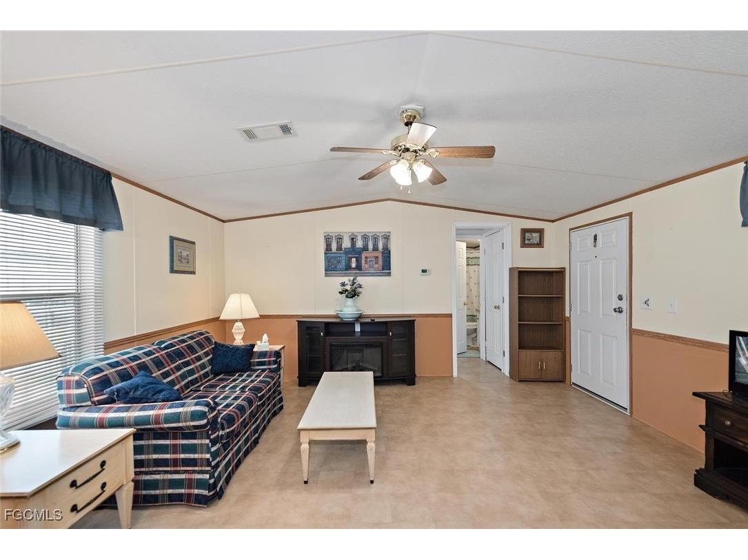 215 Shrub Lane N North Fort Myers FL 33917 2025002365 image10