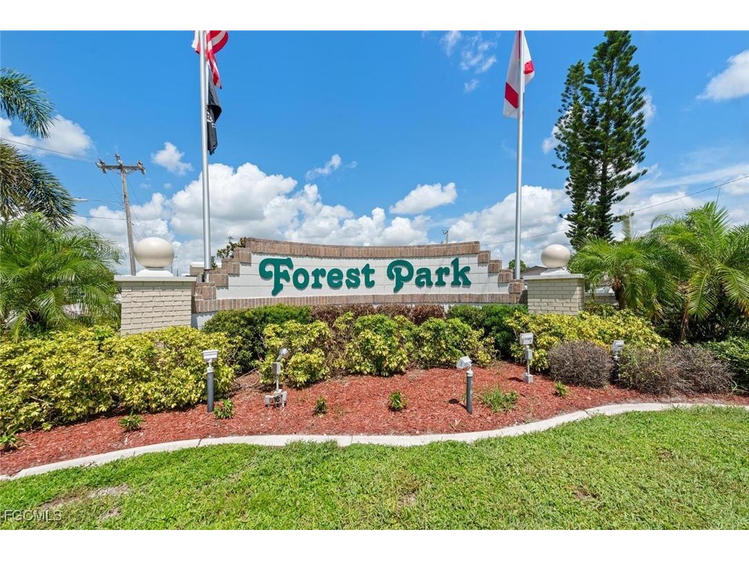 215 Shrub Lane N North Fort Myers FL 33917 2025002365 image2