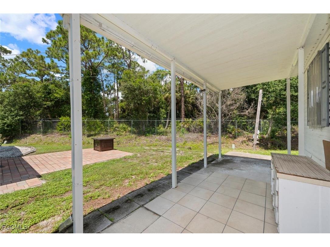 215 Shrub Lane N North Fort Myers FL 33917 2025002365 image24