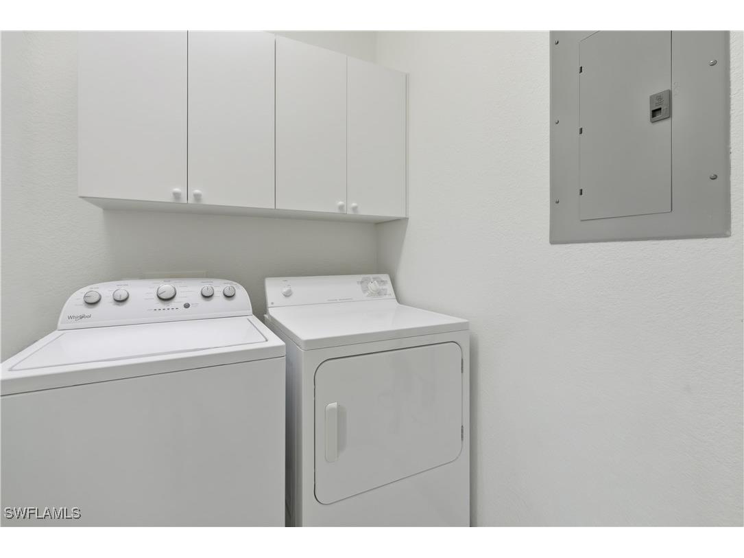 2150 Aberdeen Lane #202 Naples FL 34109 225066339 image22