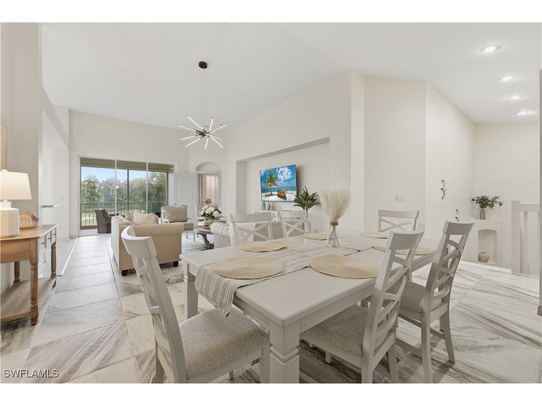 2150 Aberdeen Lane #202 Naples FL 34109 225066339 image3