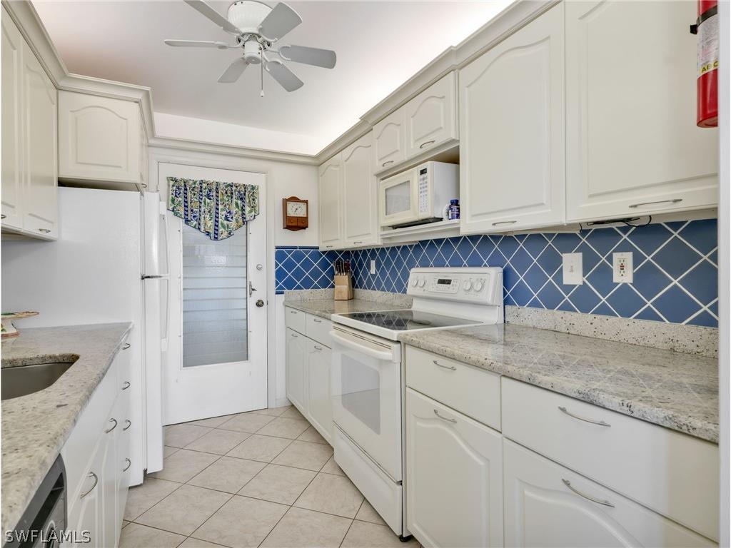 2150 Gulf Shore Boulevard N #407 Naples FL 34102 226011405 image13