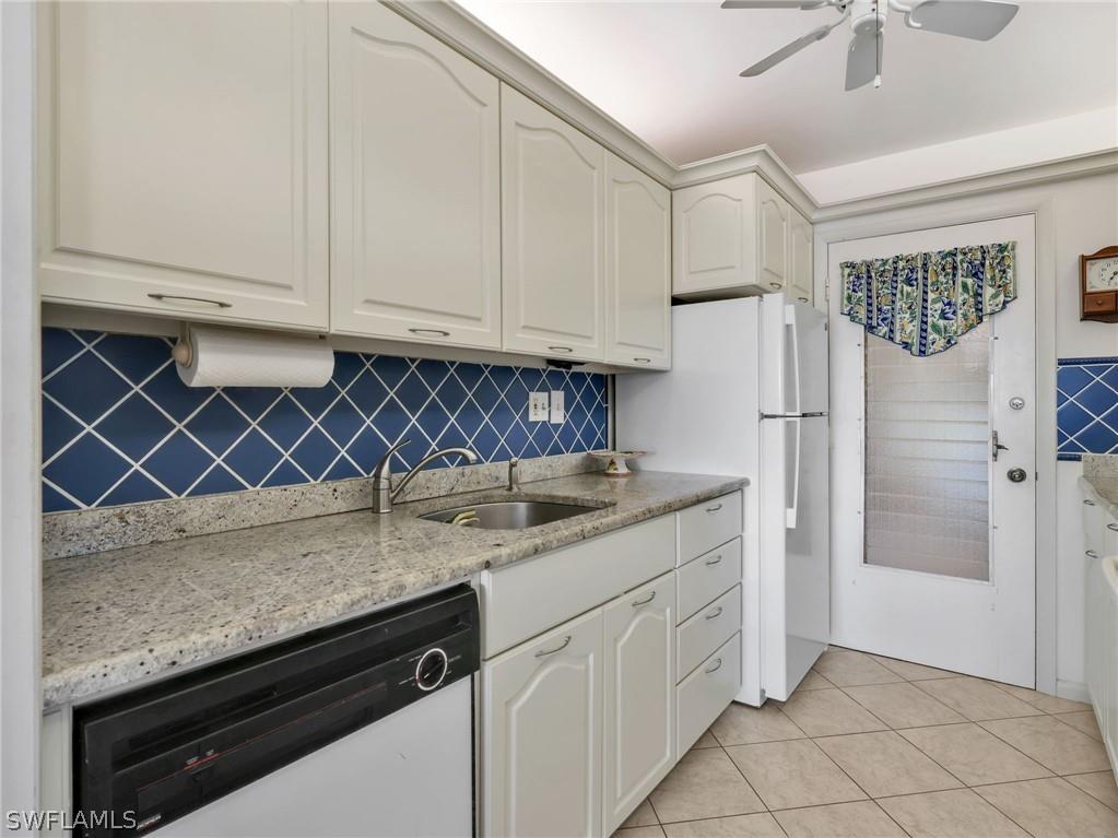 2150 Gulf Shore Boulevard N #407 Naples FL 34102 226011405 image14