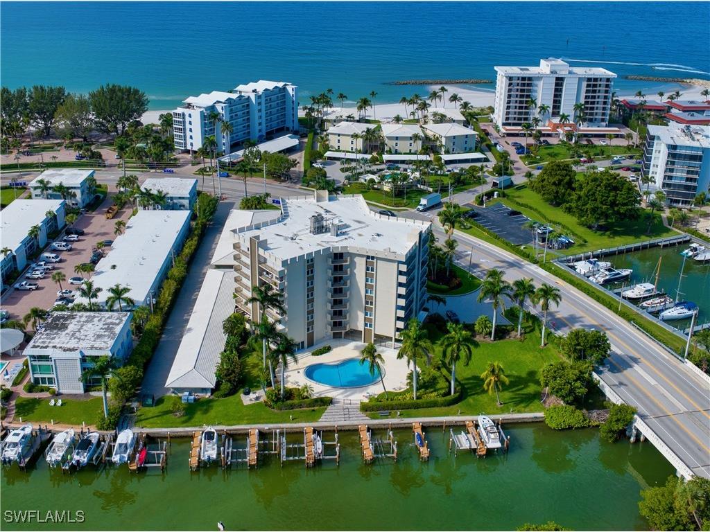 2150 Gulf Shore Boulevard N #411 Naples FL 34102 225059084 image1