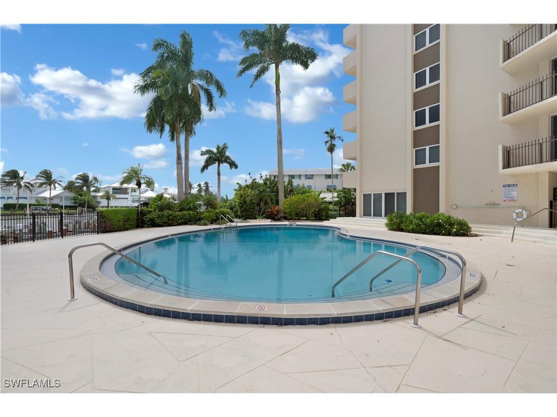 2150 Gulf Shore Boulevard N #411 Naples FL 34102 225059084 image13
