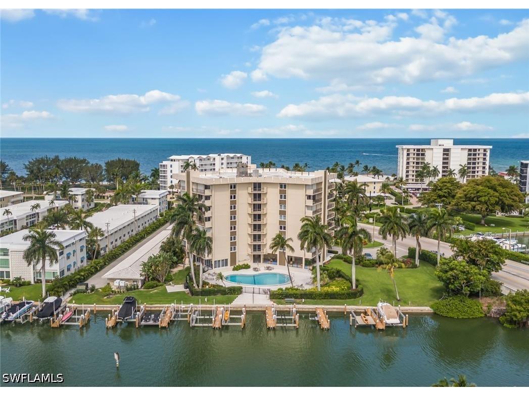 2150 Gulf Shore Boulevard N #411 Naples FL 34102 226022161 image1