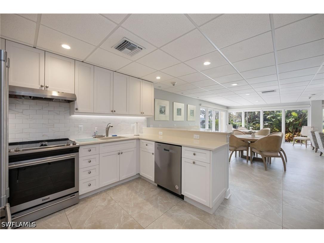 2150 Gulf Shore Boulevard N #411 Naples FL 34102 226022161 image22