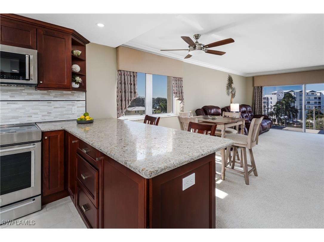 2150 Gulf Shore Boulevard N #609 Naples FL 34102 225076907 image15
