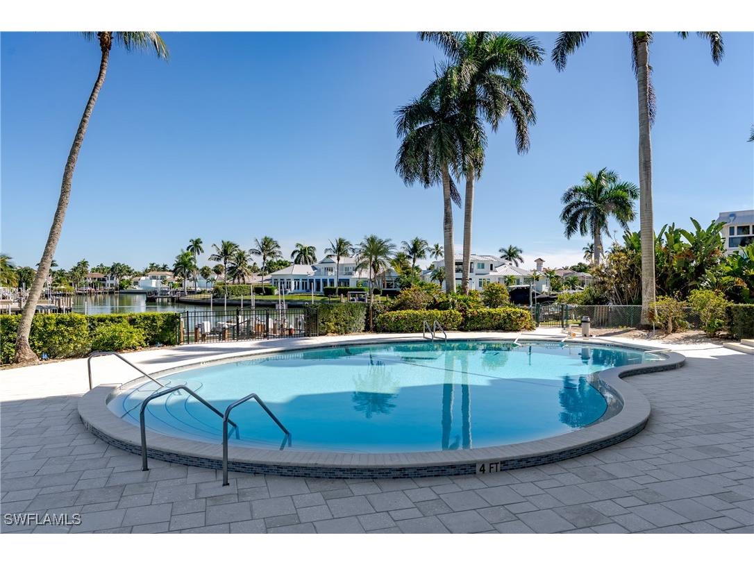 2150 Gulf Shore Boulevard N #609 Naples FL 34102 225076907 image50