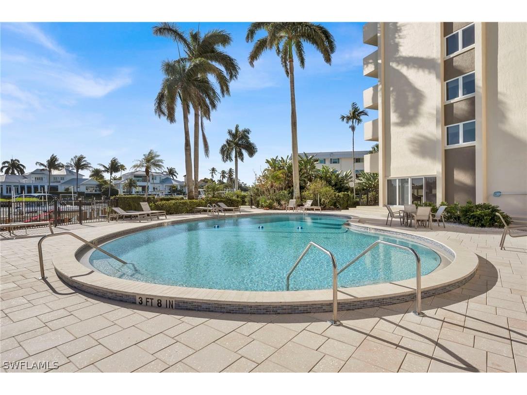 2150 Gulf Shore Boulevard N #609 Naples FL 34102 226012559 image17