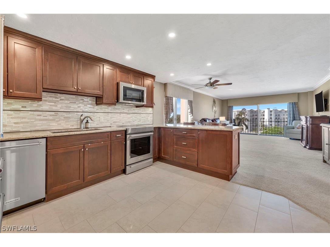 2150 Gulf Shore Boulevard N #609 Naples FL 34102 226012559 image7