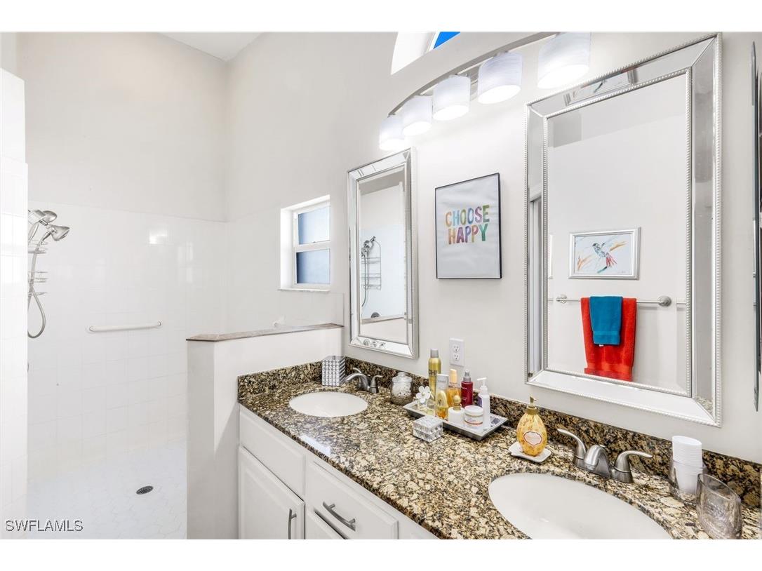 2150 Stacil Circle #13 Naples FL 34109 225079118 image21