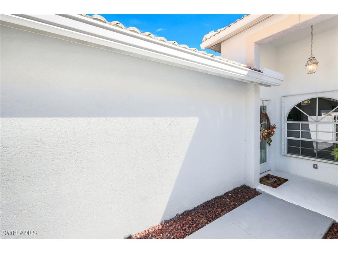 2150 Stacil Circle #13 Naples FL 34109 225079118 image36