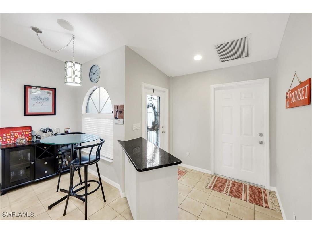 2150 Stacil Circle #13 Naples FL 34109 225079118 image5