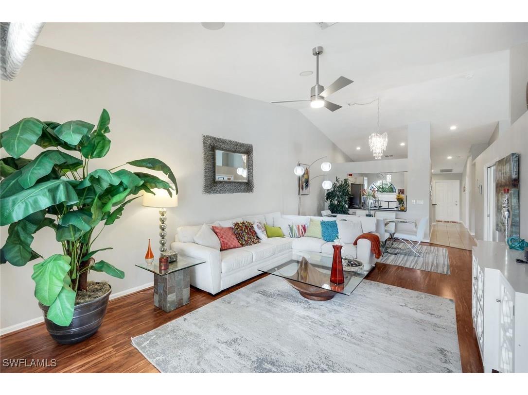 2150 Stacil Circle #13 Naples FL 34109 225079118 image8