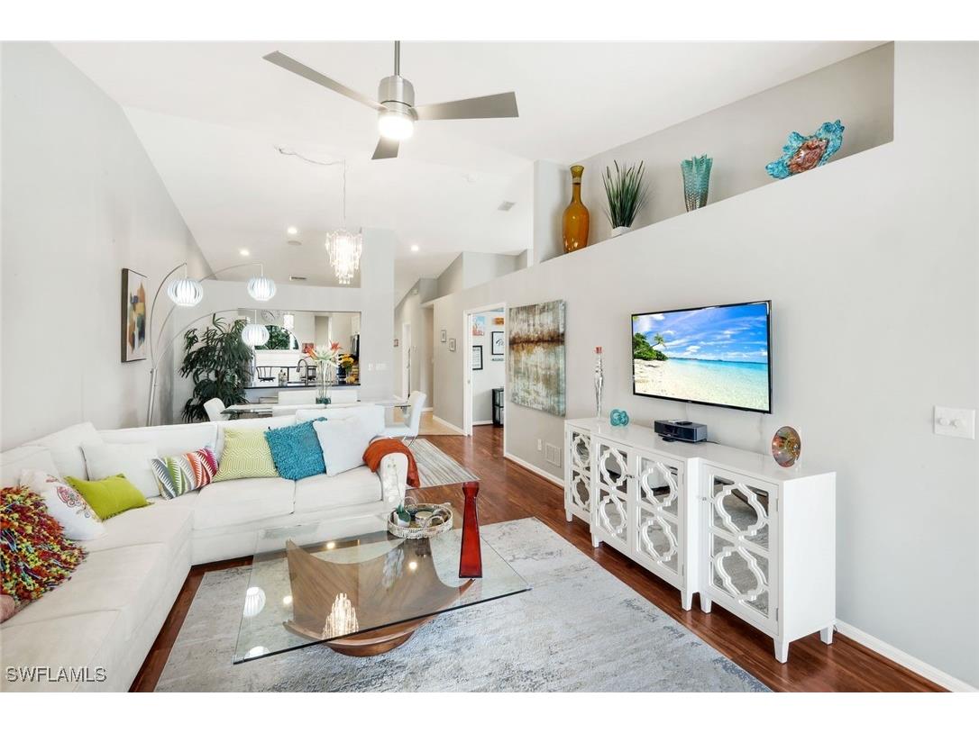 2150 Stacil Circle #13 Naples FL 34109 225079118 image9