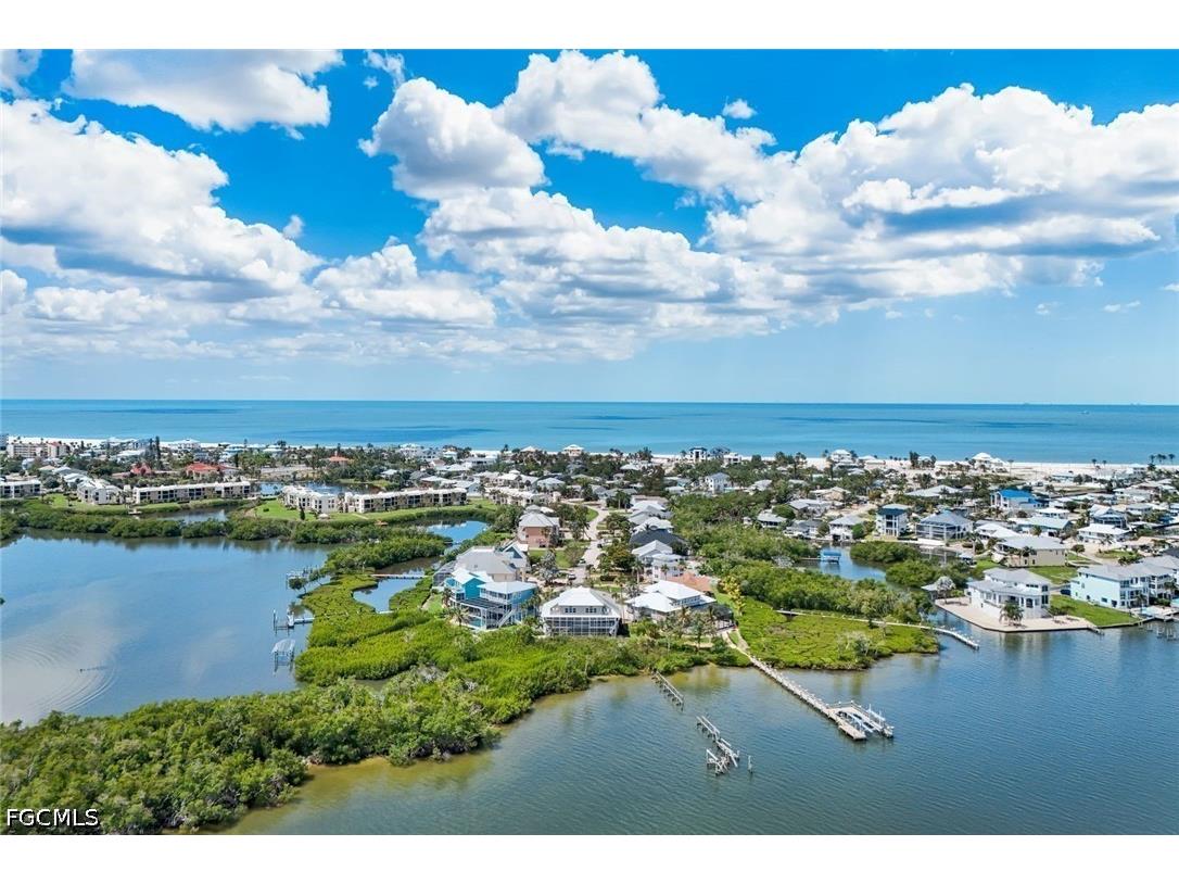 21500 - 21504 Indian Bayou Drive Fort Myers Beach FL 33931 2026017632 image5