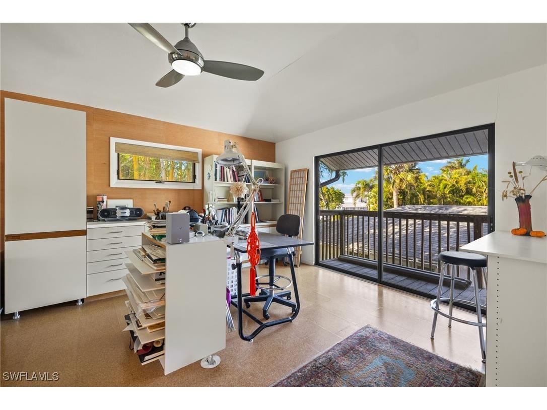 2151 Estey Avenue Naples FL 34104 225074984 image18