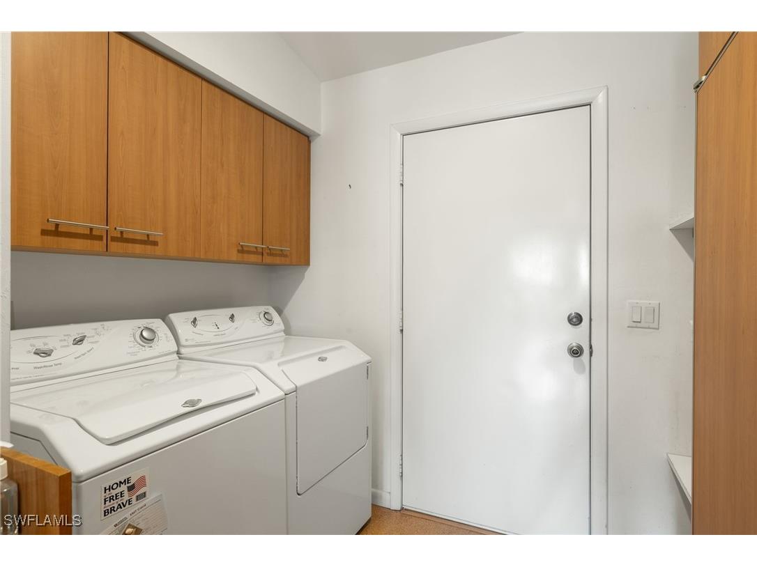 2151 Estey Avenue Naples FL 34104 225074984 image24