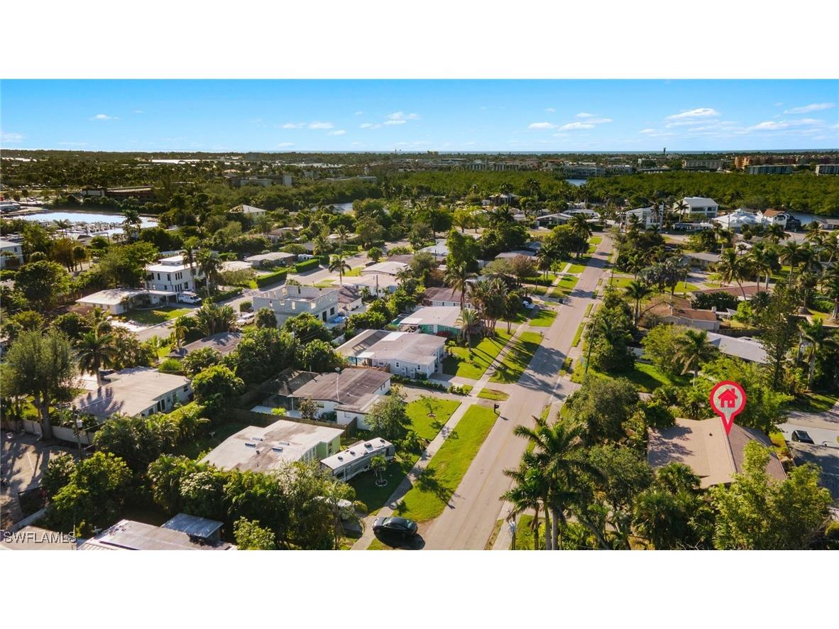 2151 Estey Avenue Naples FL 34104 225074984 image28
