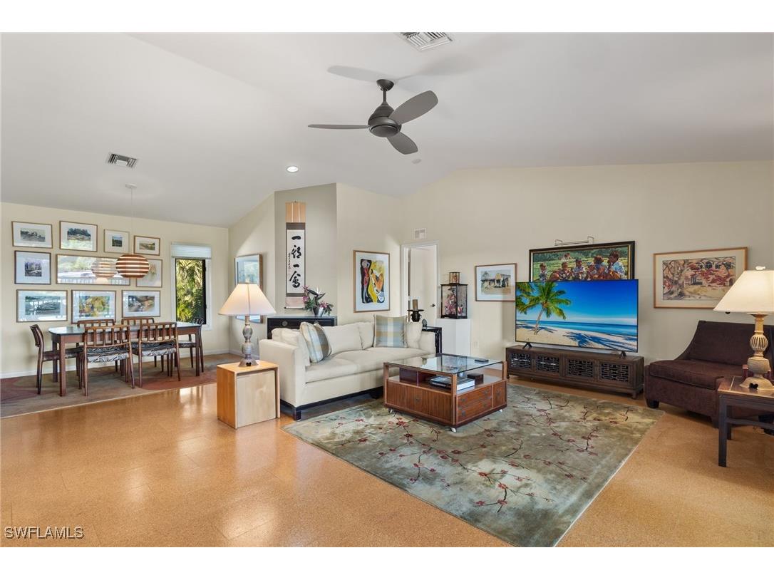 2151 Estey Avenue Naples FL 34104 225074984 image4