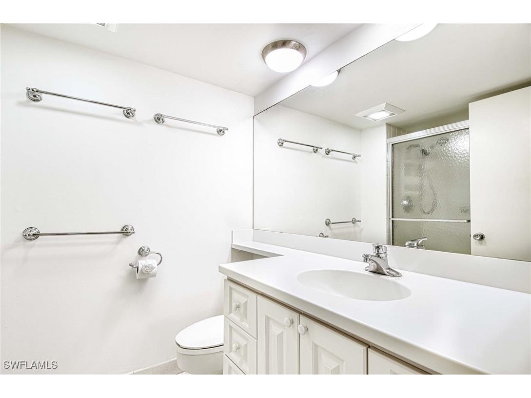 2151 Gulf Shore Boulevard N #204 Naples FL 34102 225071159 image18