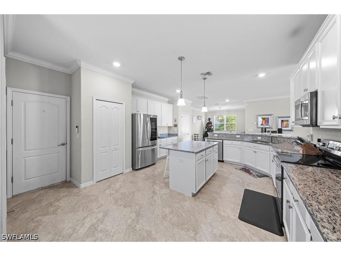 2151 Vermont Lane Naples FL 34120 226015169 image14