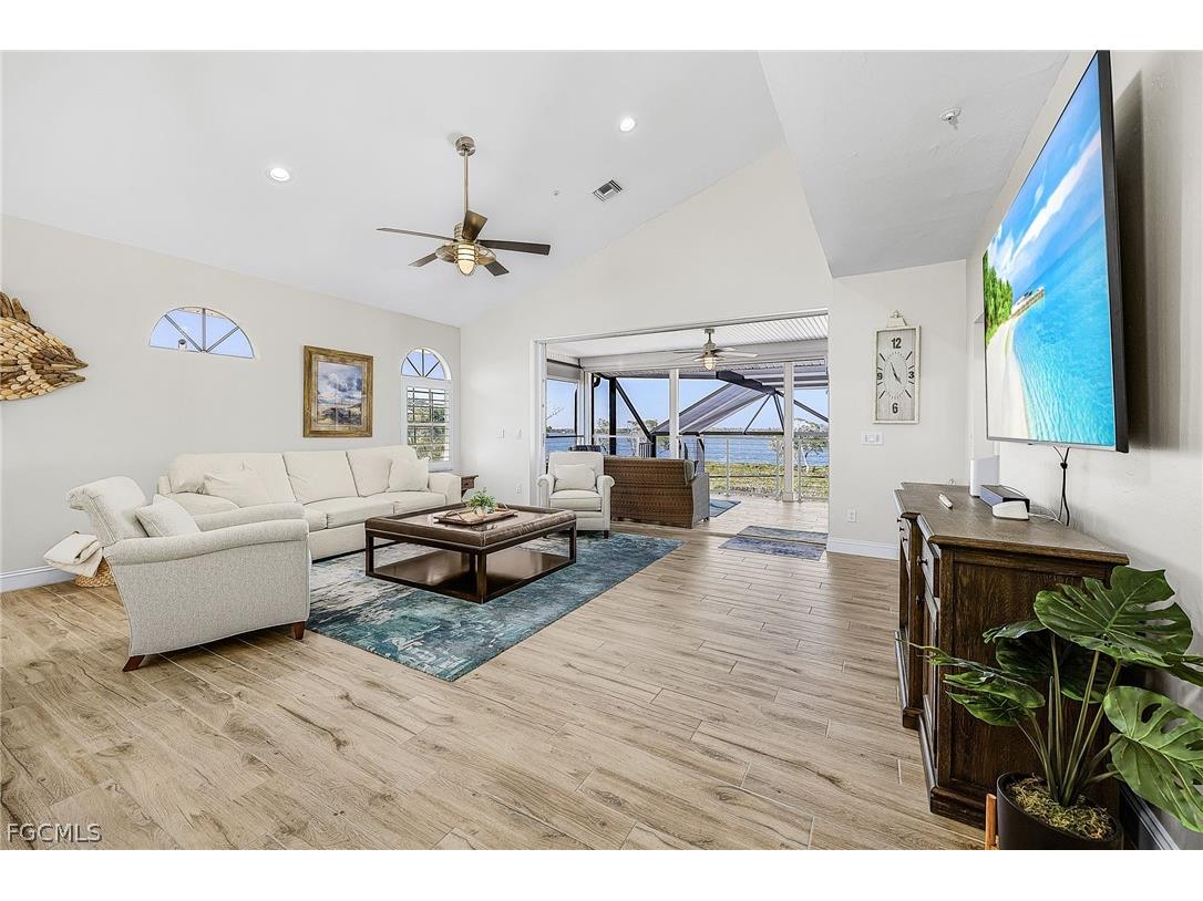 21510/21512 Indian Bayou Drive Fort Myers Beach FL 33931 2026013453 image10