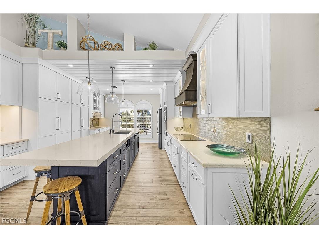 21510/21512 Indian Bayou Drive Fort Myers Beach FL 33931 2026013453 image4