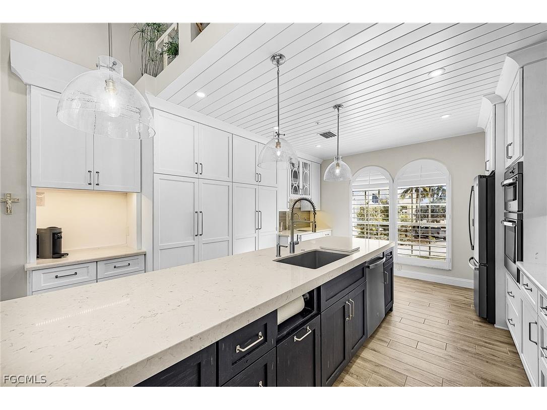 21510/21512 Indian Bayou Drive Fort Myers Beach FL 33931 2026013453 image5