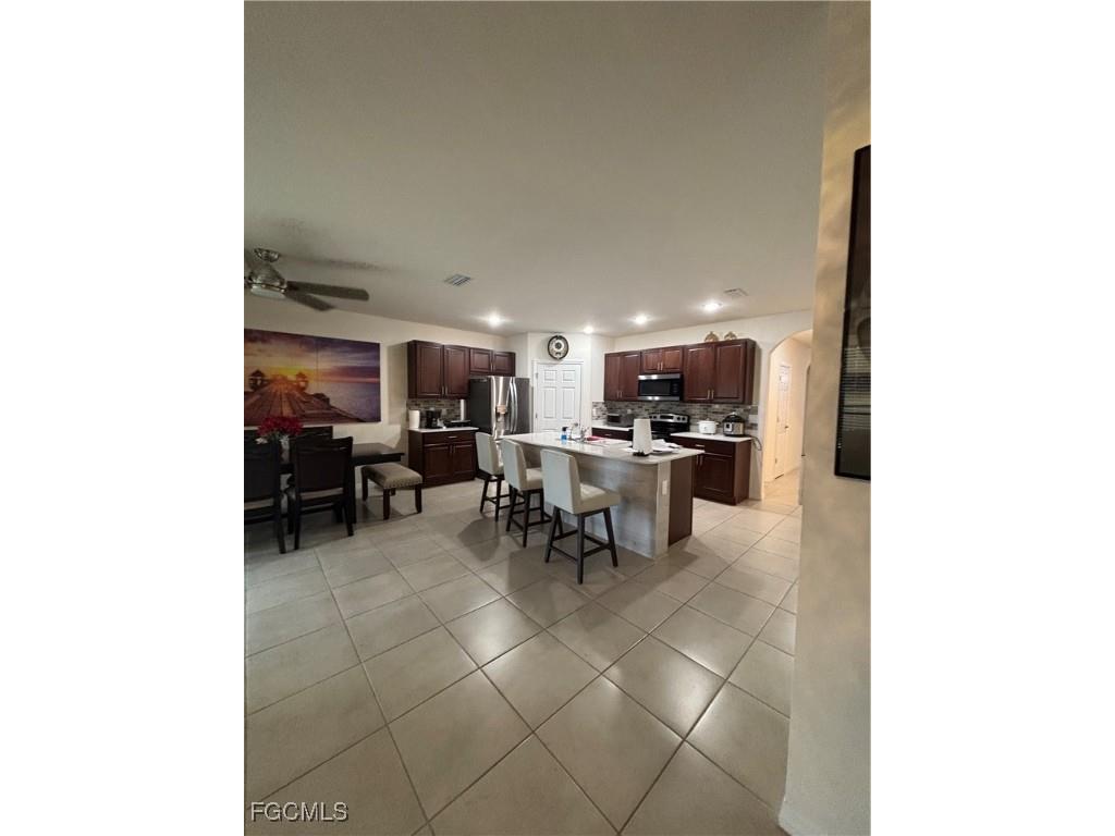 2152 NW 22nd Avenue Cape Coral FL 33993 2025015761 image2