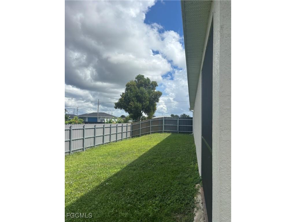 2152 NW 22nd Avenue Cape Coral FL 33993 2025015761 image8