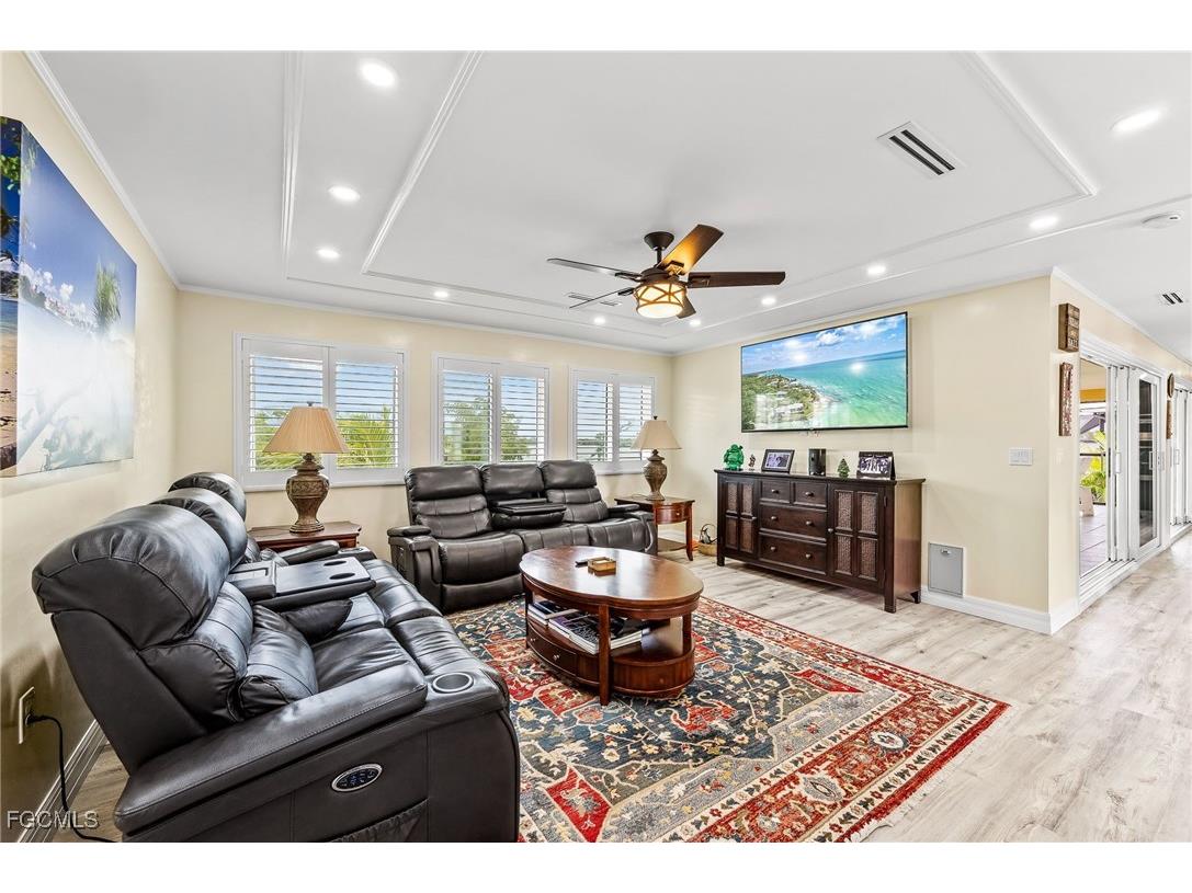 21520/522 Indian Bayou Drive Fort Myers Beach FL 33931 2026000463 image10