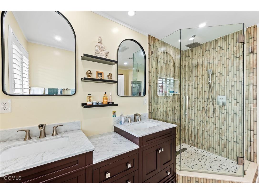 21520/522 Indian Bayou Drive Fort Myers Beach FL 33931 2026000463 image34