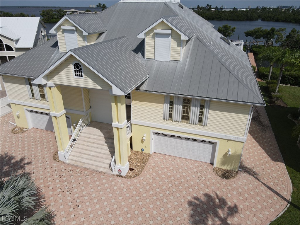 21523 Indian Bayou Drive Fort Myers Beach FL 33931 2025008643 image4