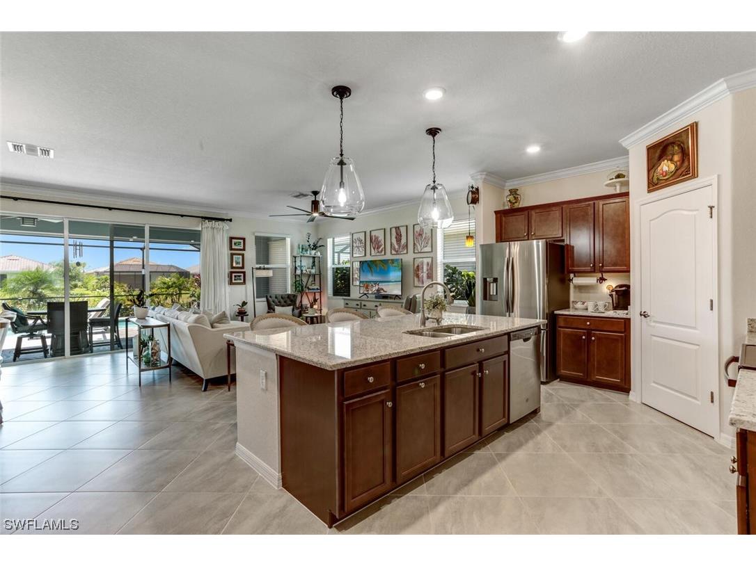 2153 Clementine Street Naples FL 34120 223033735 image1