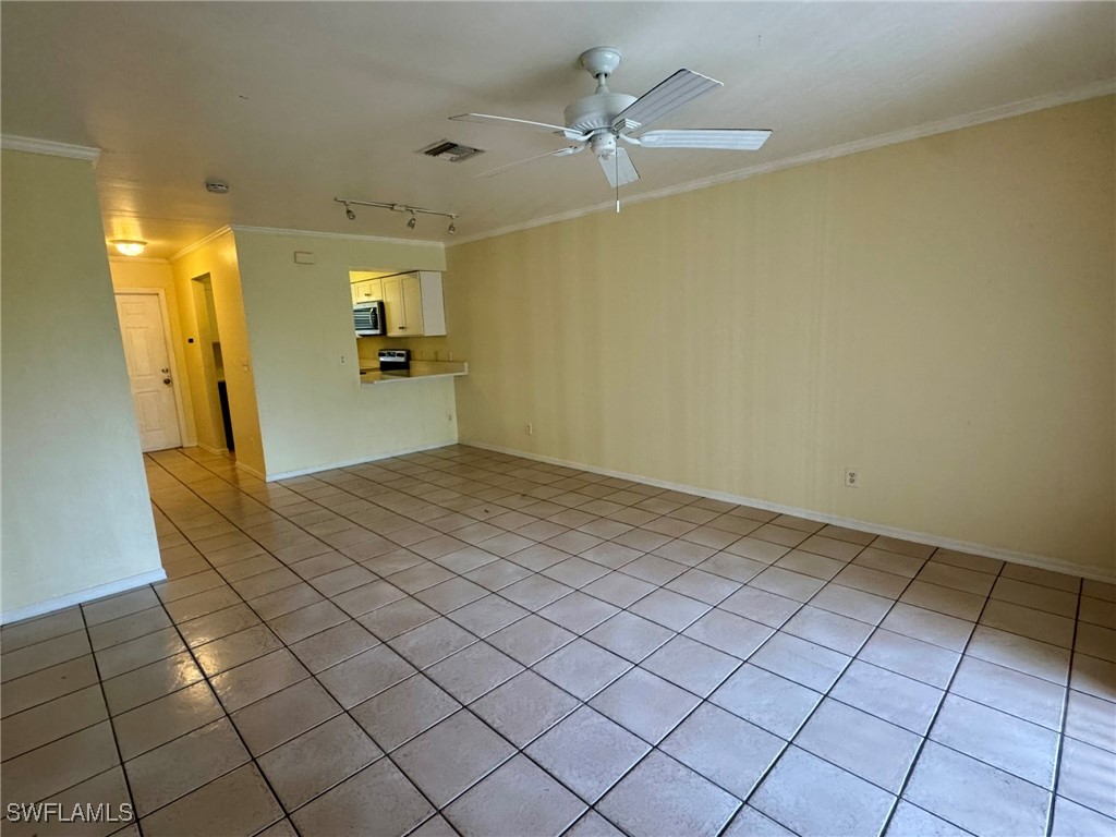 2153 Sunshine Boulevard #4 Naples FL 34116 225082509 image1
