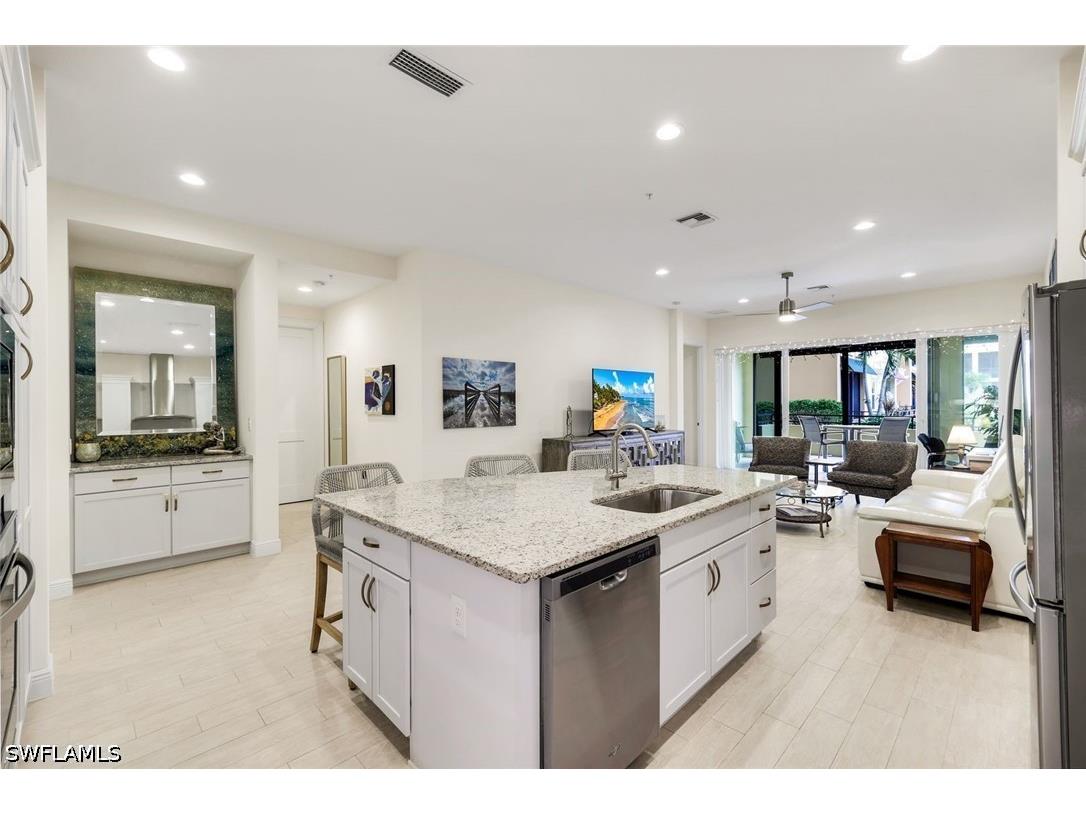 21530 Strada Nuova Circle #205 Estero FL 33928 226021598 image9