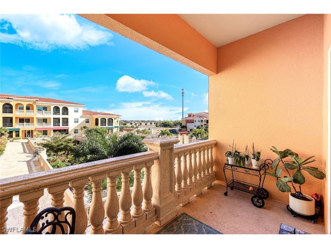 21530 Strada Nuova Circle #305 Estero FL 33928 226008155 image16