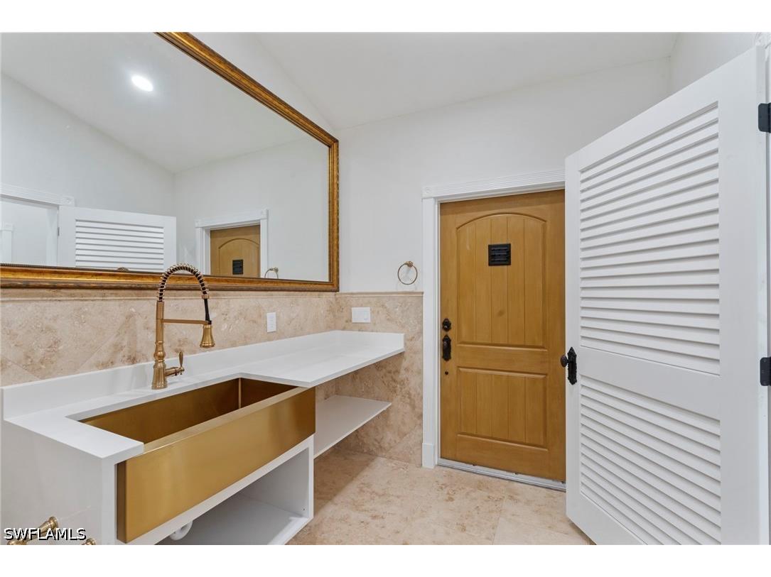 21531 N River Road Alva FL 33920 226013213 image22