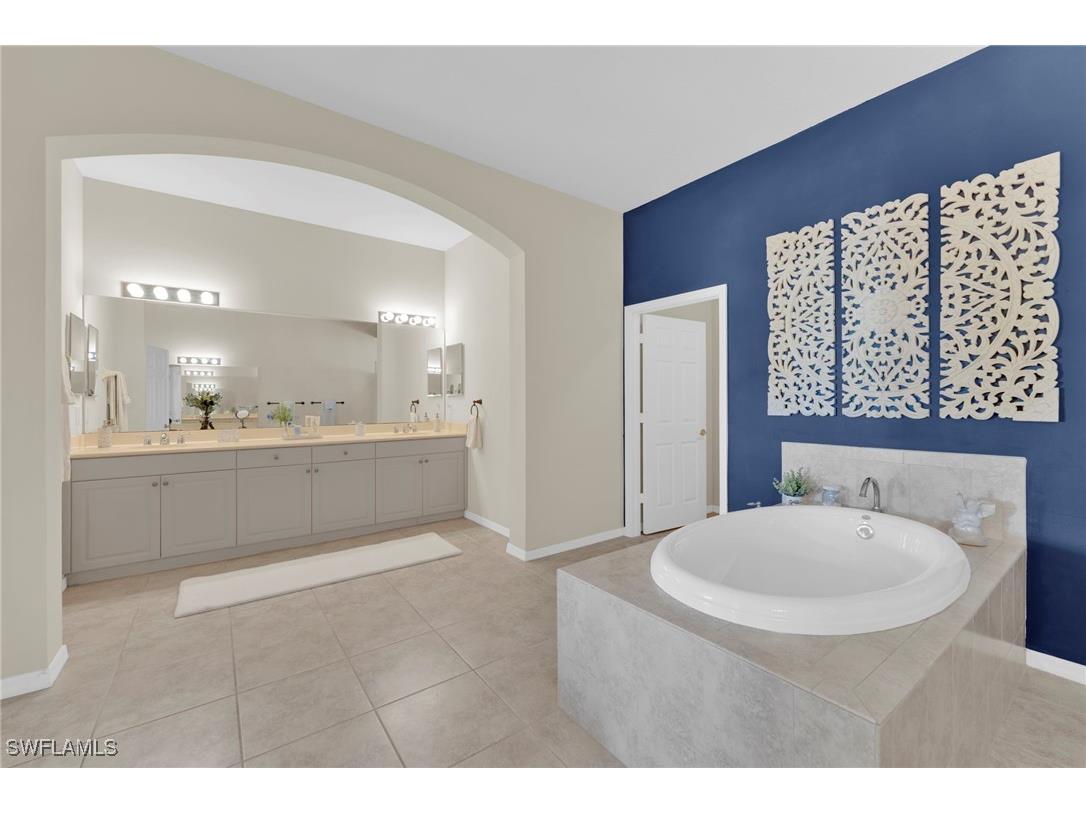 21536 Taft Court #203 Estero FL 33928 225083830 image21