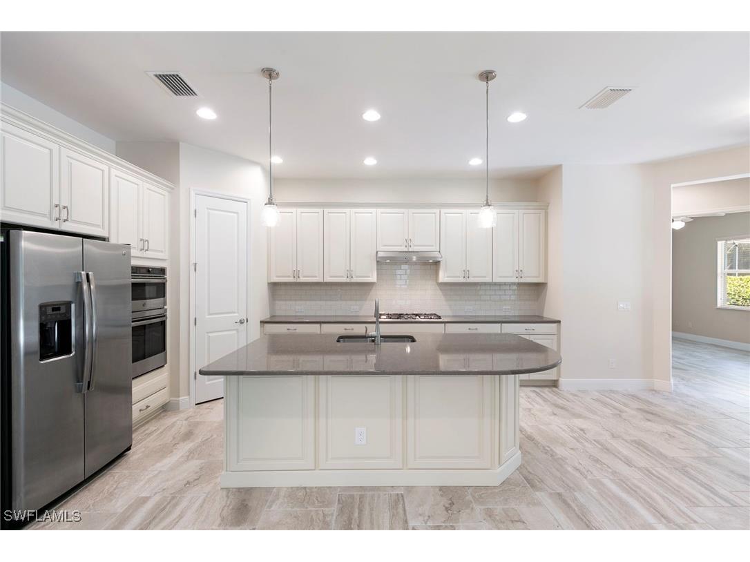 21539 Oaks Of Estero Circle Estero FL 33928 225061814 image14