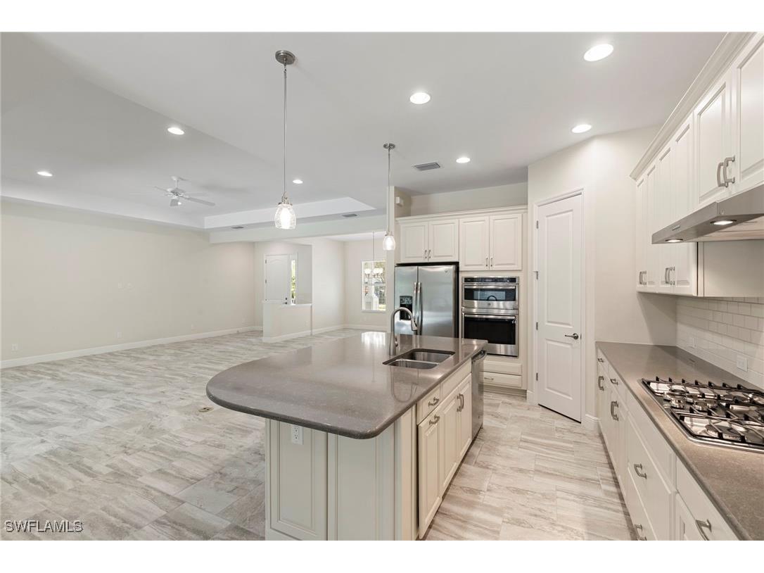 21539 Oaks Of Estero Circle Estero FL 33928 225061814 image16